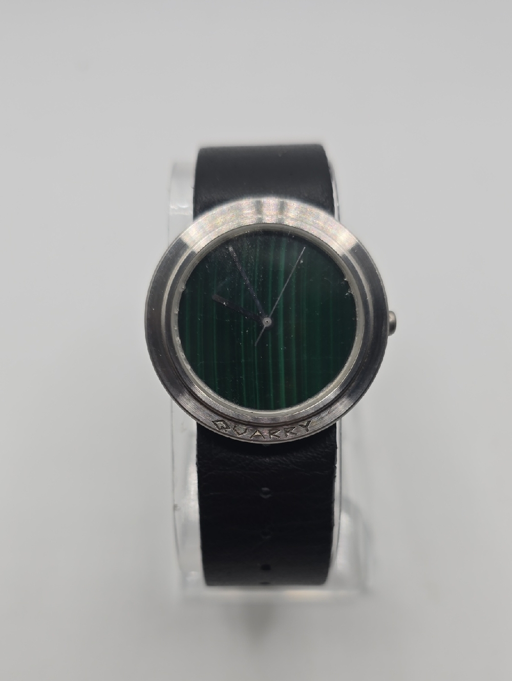Quarry Green Malachite Dial Stainless Watch with Black Leather Strap Japan